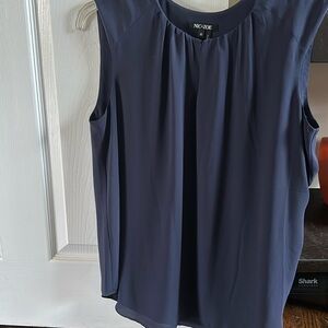 Nic+Zoe soft sleeve blouse